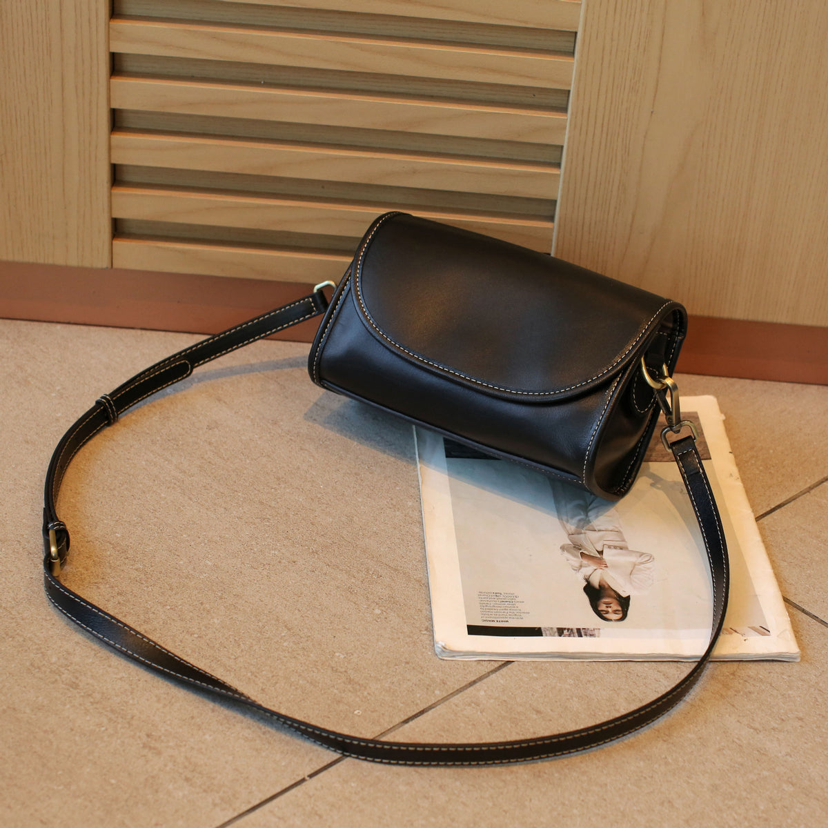 Women's Vegetable Tanned Leather Cowhide Shell Simple Women's Shoulder Bag