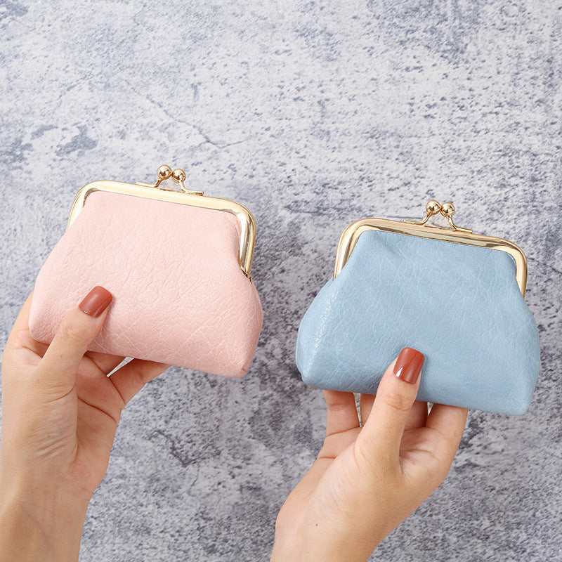 Retro Fashion Short Mini Clutch Oil Wax Leather Earphone Ladies Wallet
