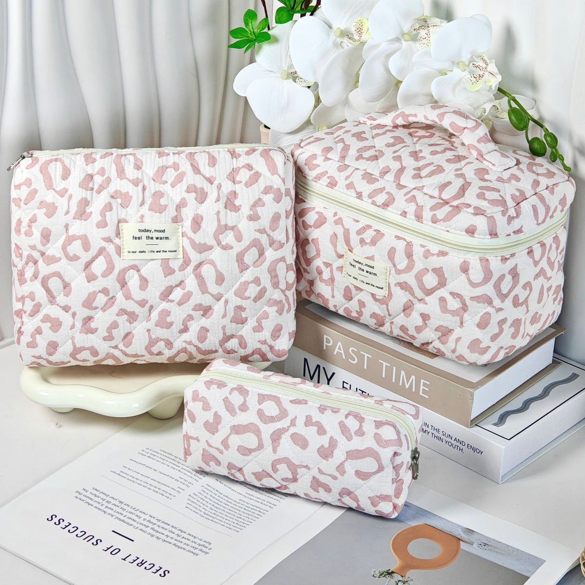 Vertical Large Capacity Polyester Cotton Thickened Portable Storage For Going Bags