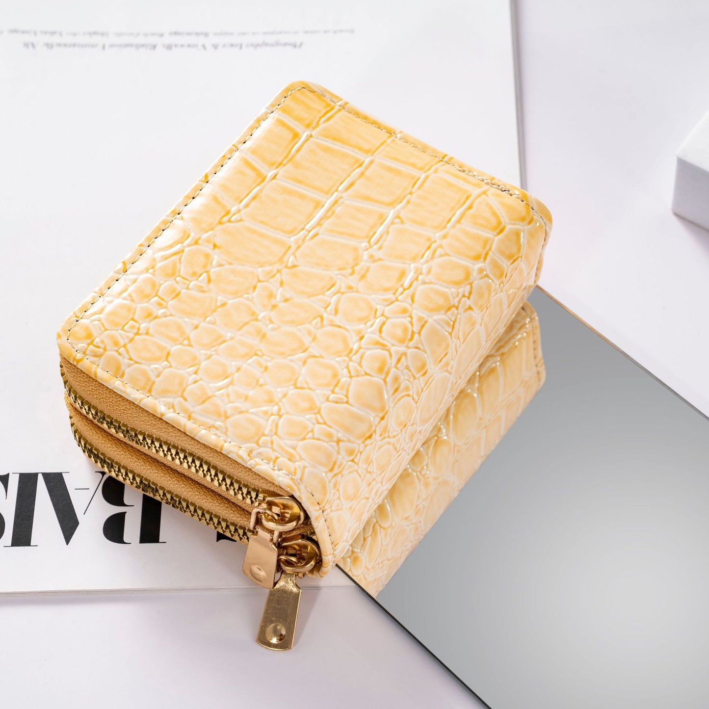 Women's Crocodile Pattern Organ Double Zipper Fashion Large Card Holder