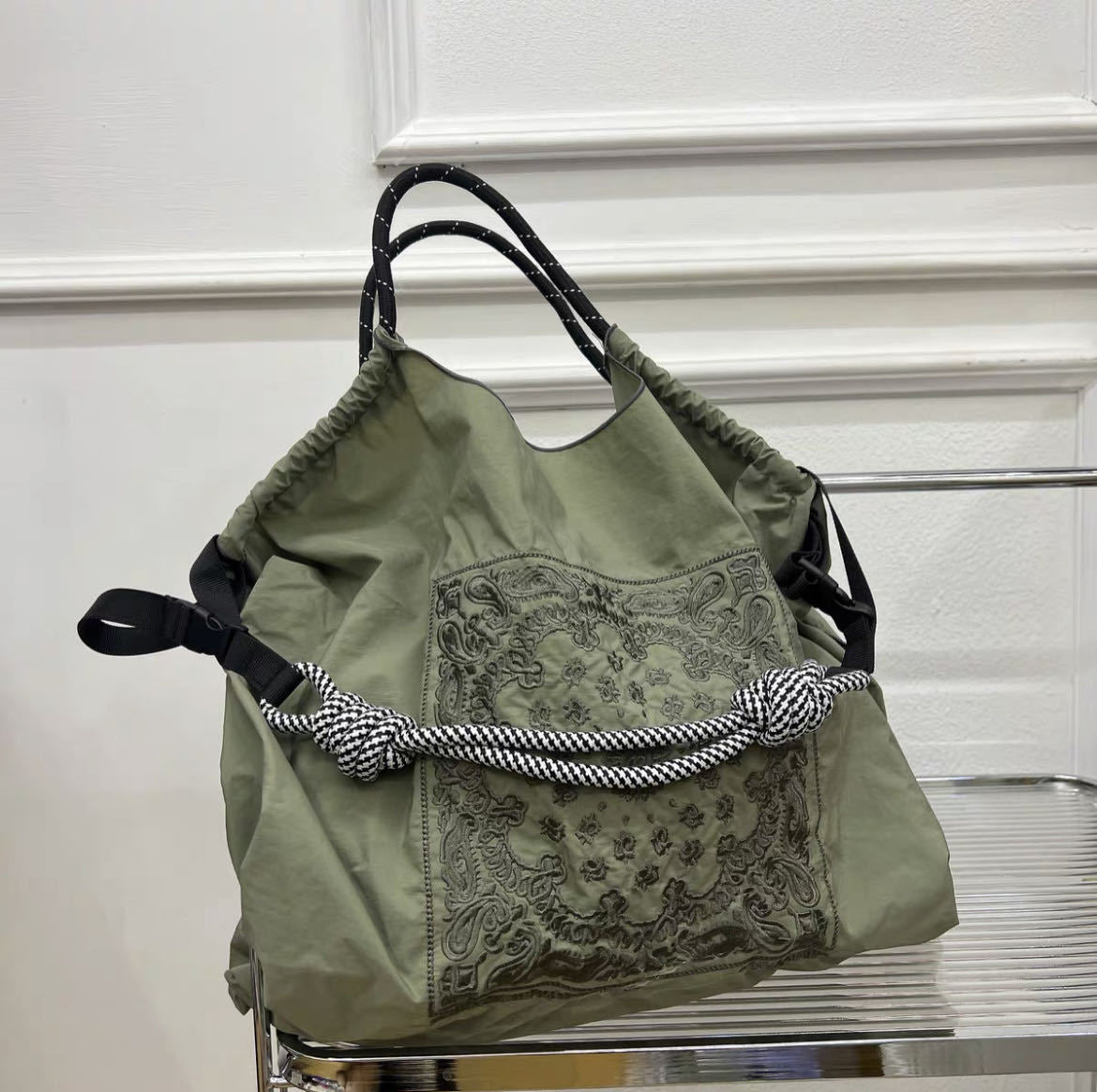 Minority Paisley Embroidered Shopping Nylon Fashion Handbags
