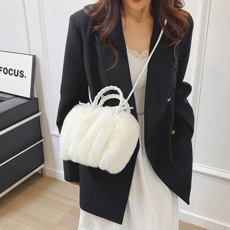 Plush Fashion Portable Fur Cloud Sense Bags