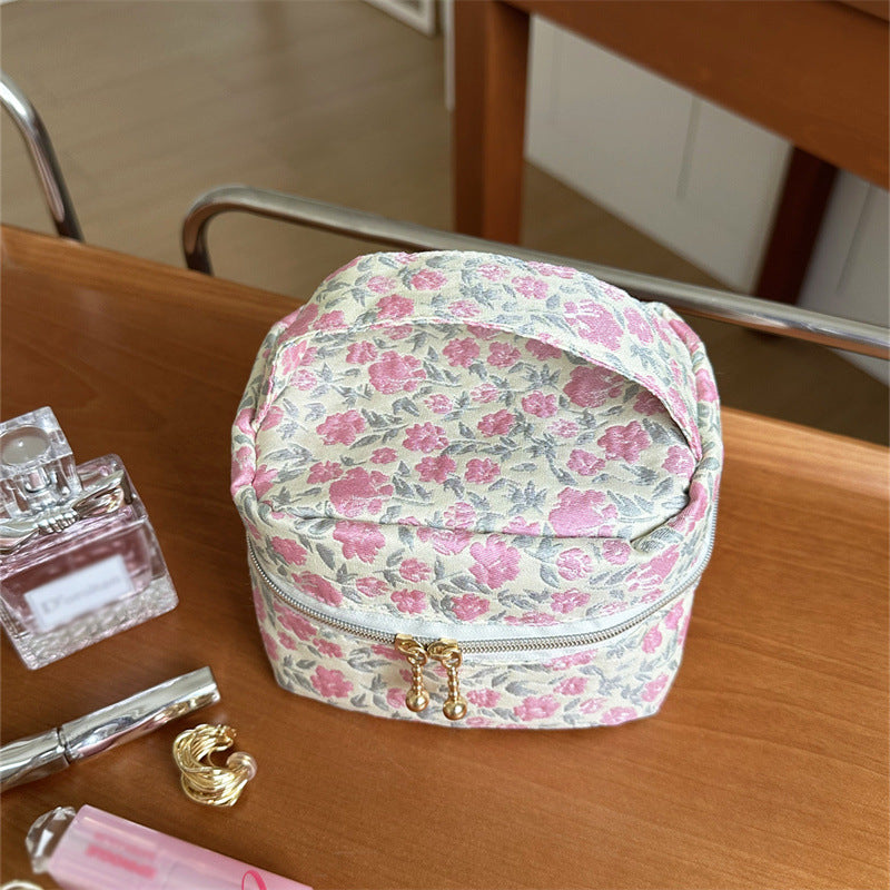 Large Capacity Portable Clutch Jacquard Buggy Makeup Bag
