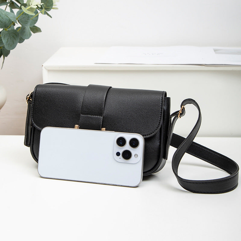 Spring High-grade French Stick Vintage Fashion Underarm Western Style Women's Messenger Bag