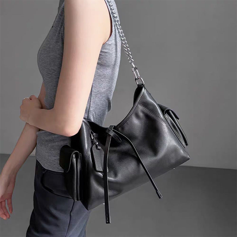 Women's Layer Cowhide Fashion Chain Black Warrior Women's Shoulder Bag