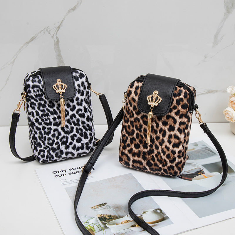 Fashionable Woven Crown Decorative Mobile Plaid Women's Messenger Bag
