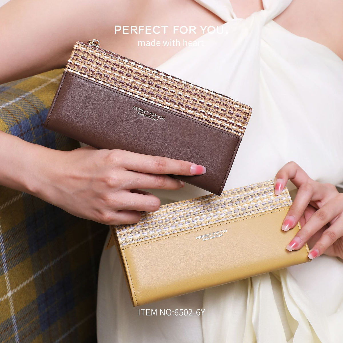 Women's Knitted Stitching Long Zipper Personality Mobile Multiple Slots Bags