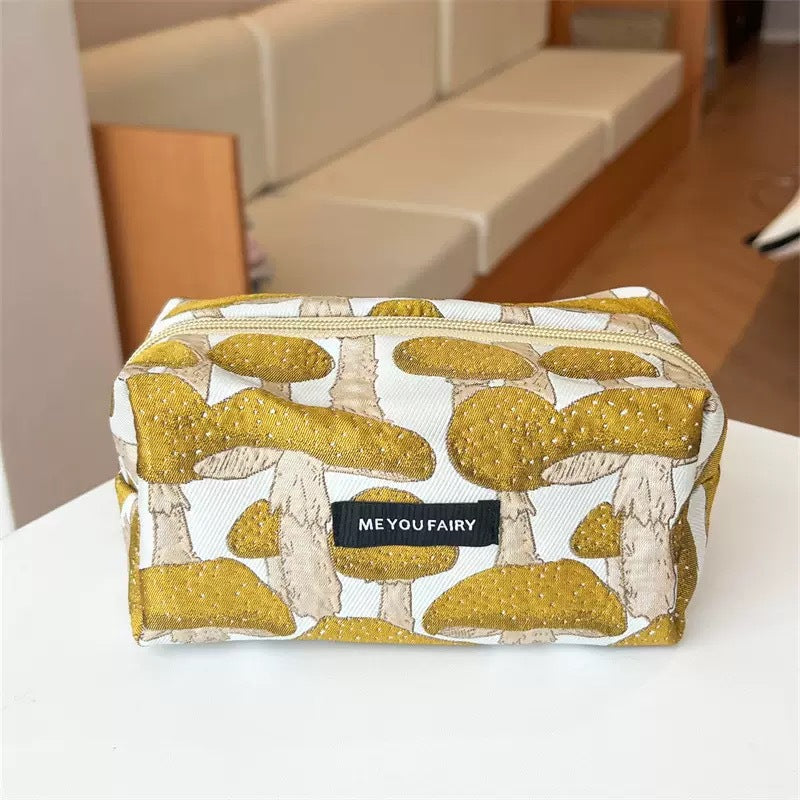 Funny Pencil College Girlfriends Large Capacity Portable Makeup Bag