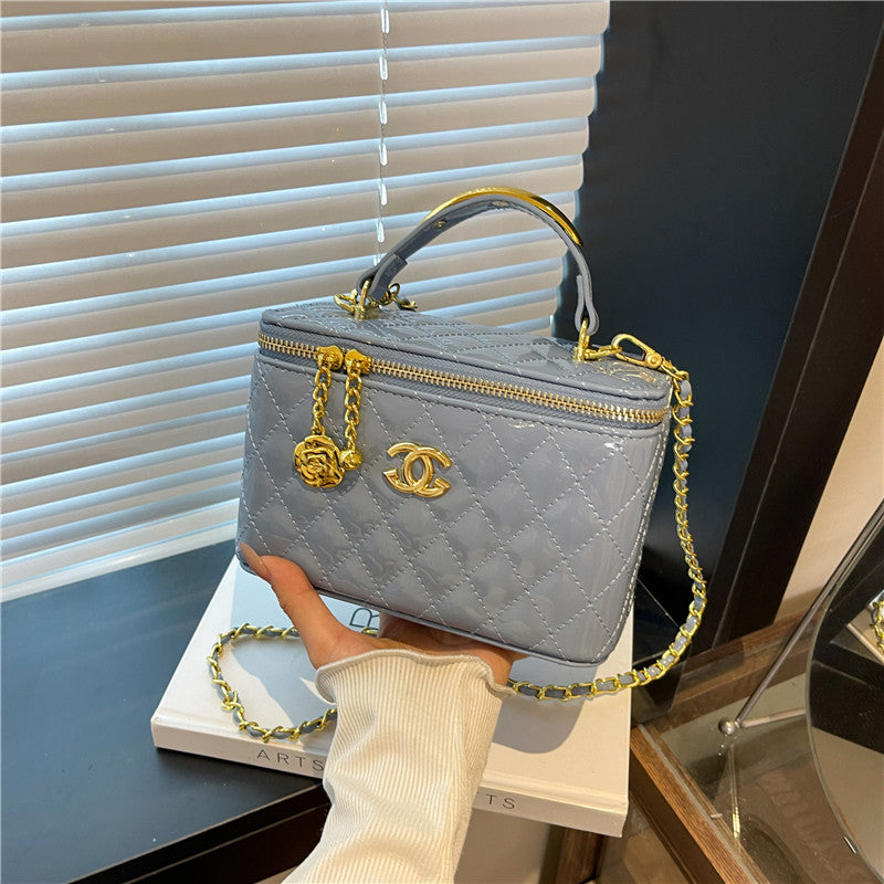Women's Fashion Shiny Surface Rhombus Chain Portable Bags