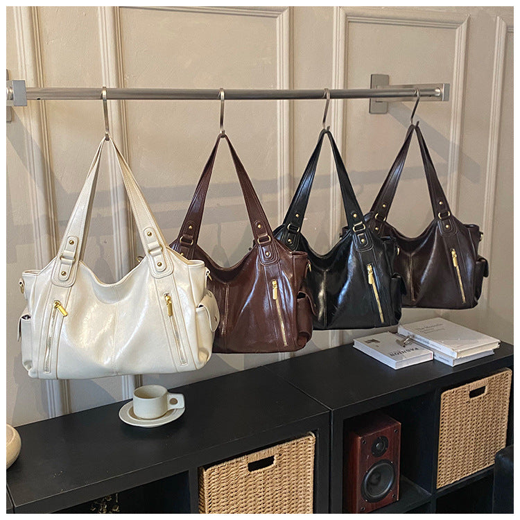 Women's Retro Fashion Large Capacity Western Style Simple Women's Shoulder Bag
