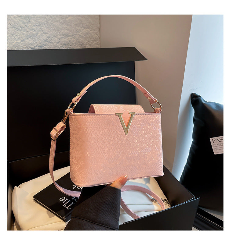 Capacity Solid Color Snake Pattern Summer Letter Hardware Texture Women's Shoulder Bag