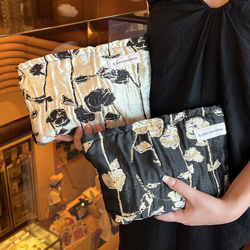 High-grade Jacquard Gold Silk Skin Care Buggy Portable Toiletry Canvas Makeup Bag