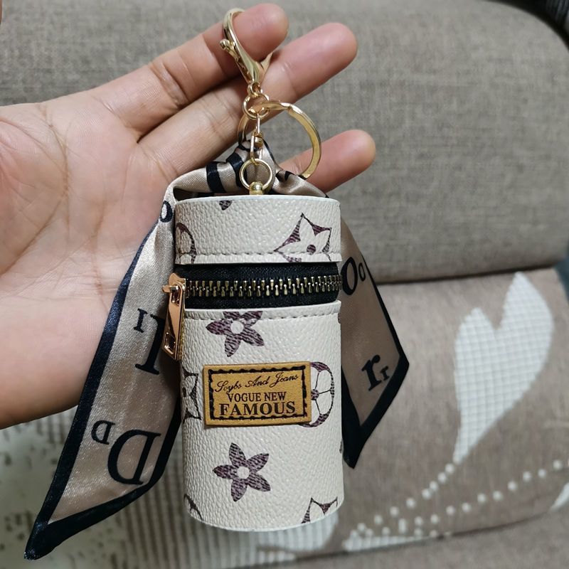 Pretty Glamorous Presbyopic Pendant Earphone Mini Coin Purses
