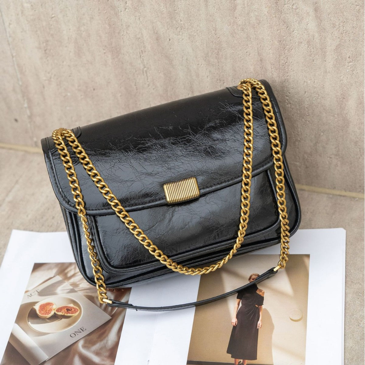 Women's Layer Oil Wax Leather Zip Soft Portable Bright Crack Bags