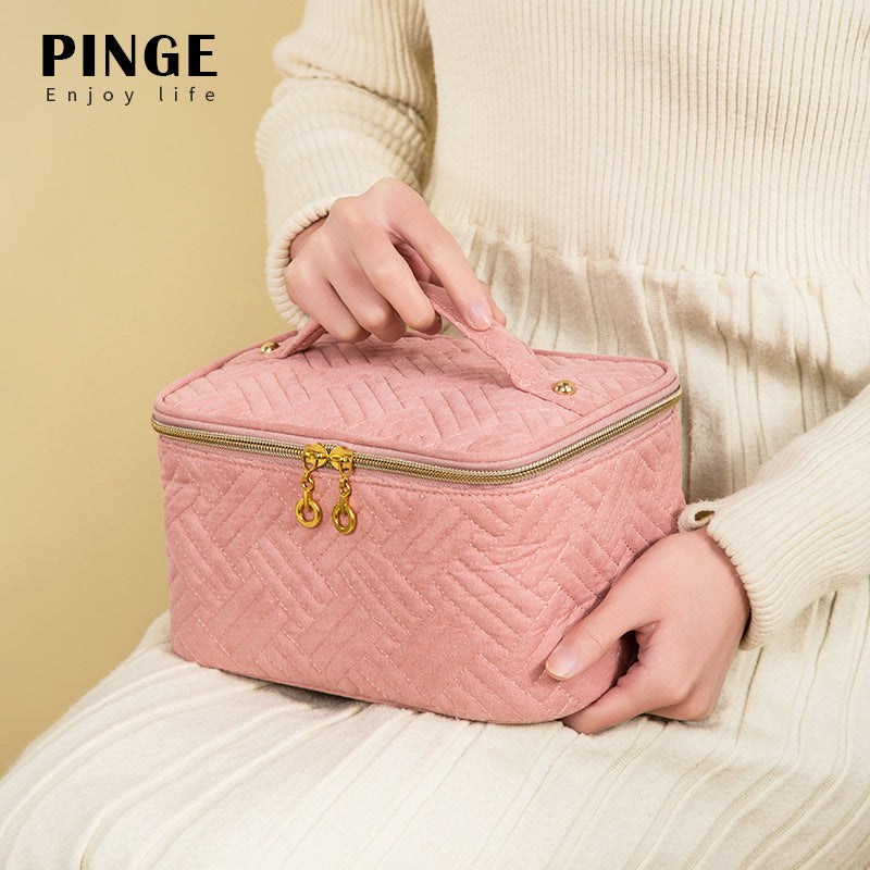 Women's Large Capacity Good-looking Quilted Cosmetics Storage Cosmetic Bags