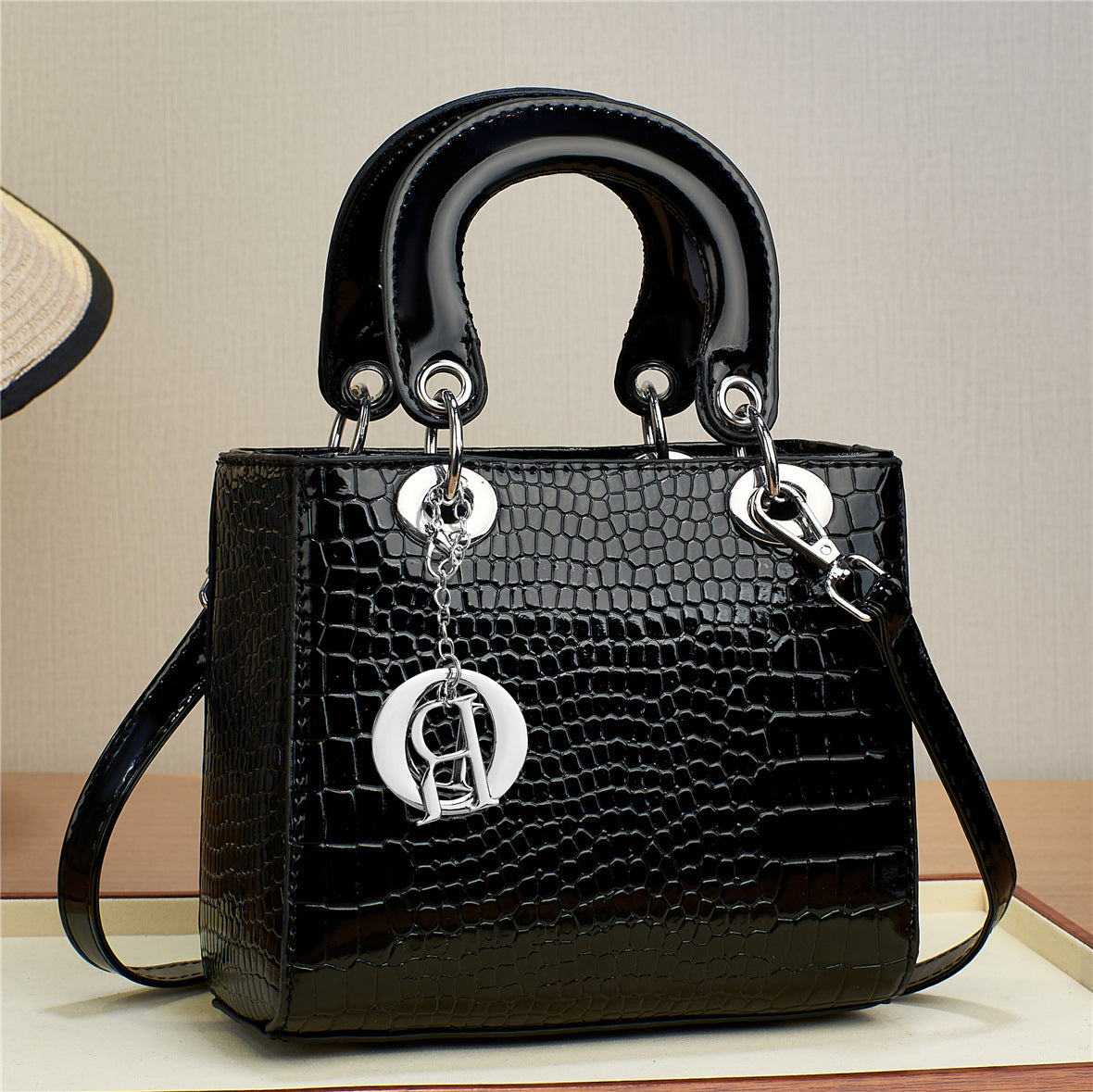 Women's Fashionable Fashion Gift Single Large Capacity Handbags