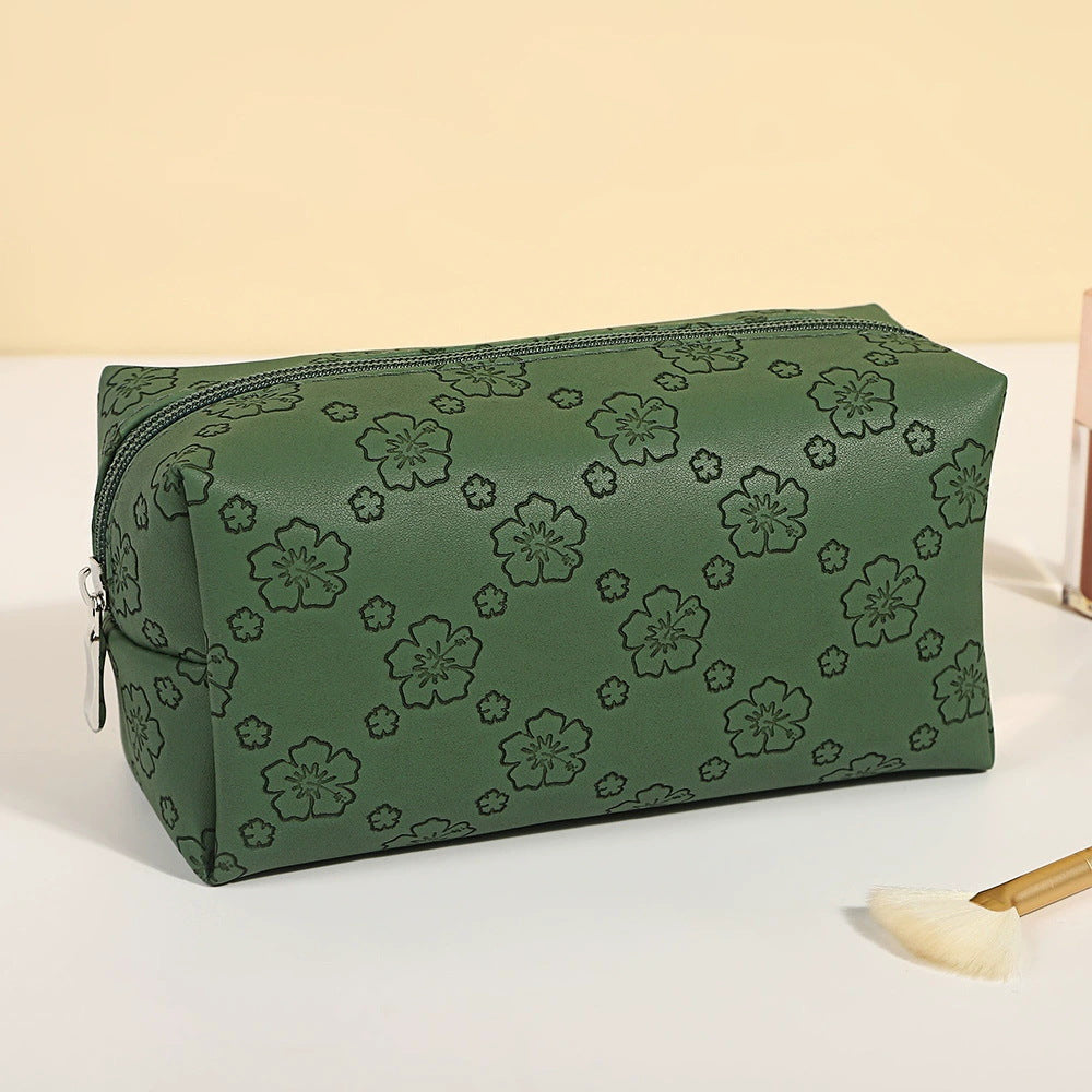 Women's Large Capacity Retro Embossing Storage Portable Outing Makeup Bag
