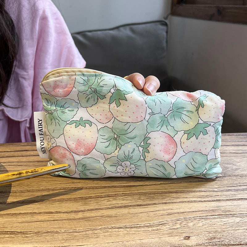 Fresh Sweet Cute Strawberry Clutch Fabric Wash Bags