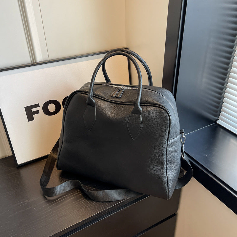 Large Capacity Lightweight Western Fashionable Stylish Solid Travel Bags