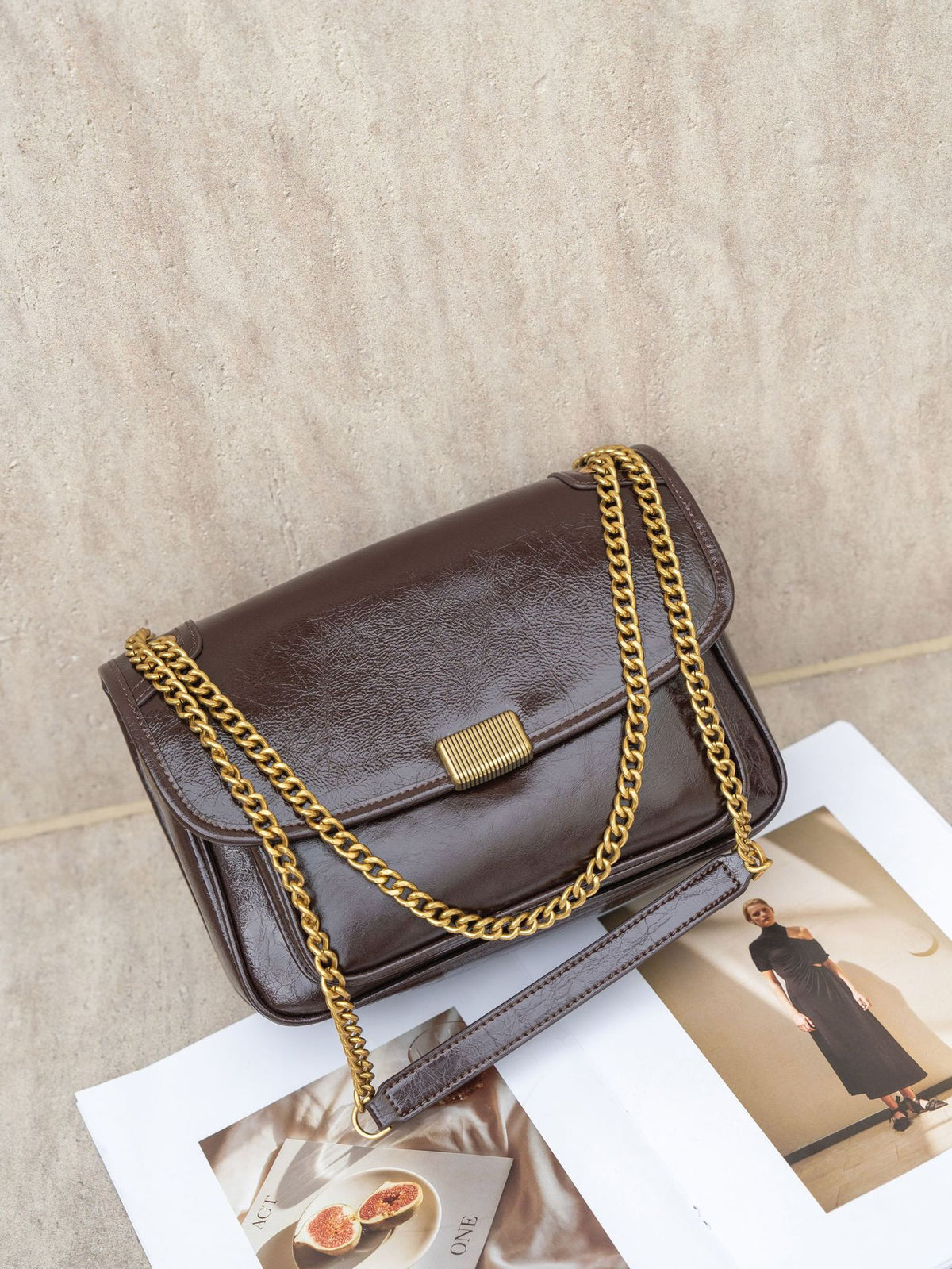 Women's Layer Oil Wax Leather Zip Soft Portable Bright Crack Bags