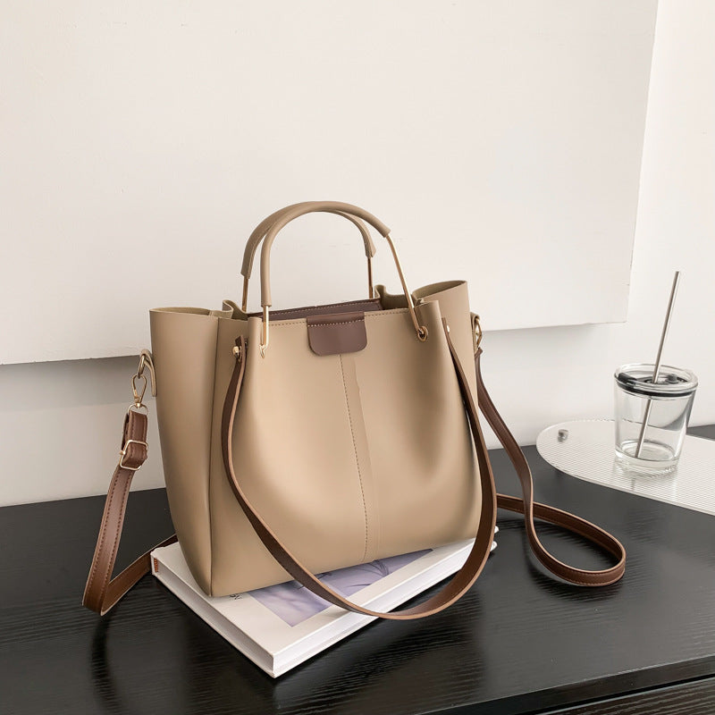 Women's Retro Minority Design Portable Large Capacity For Trendy Crossbody Bags