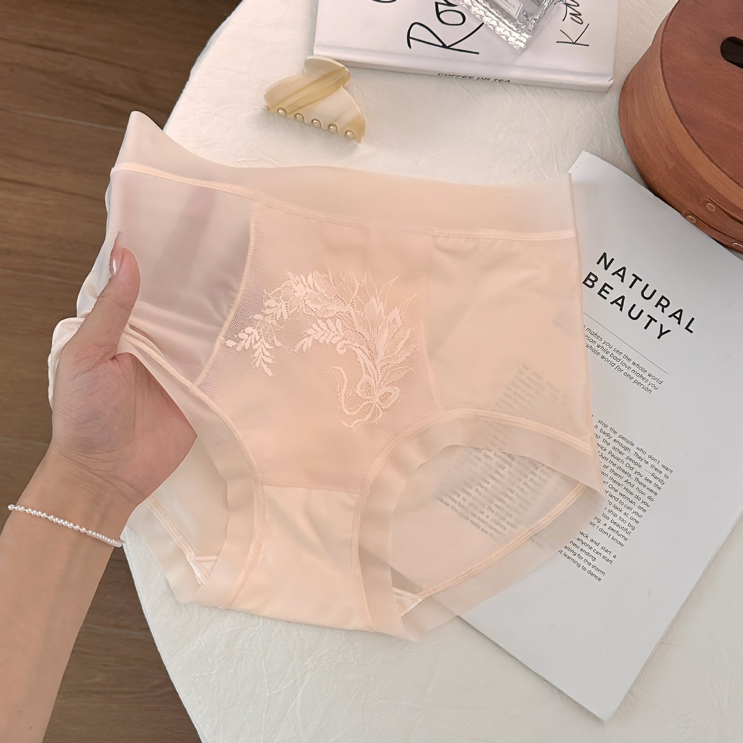 Women's Sexy Lace Ice Silk Mask Underwear Antibacterial Crotch Panties
