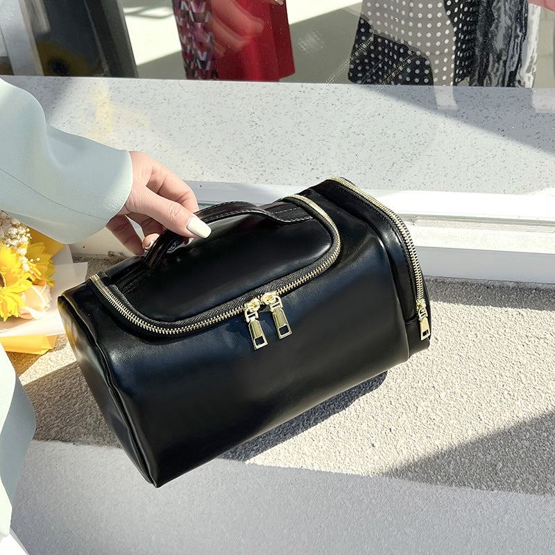 Hand-held Make-up Out Toiletry Cosmetics Storage Makeup Bag