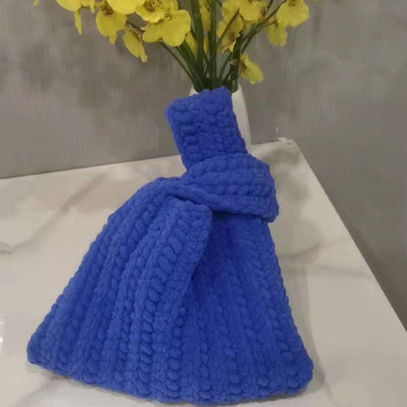 Style Wrist Hand-woven Wool Finished Crochet Handbags