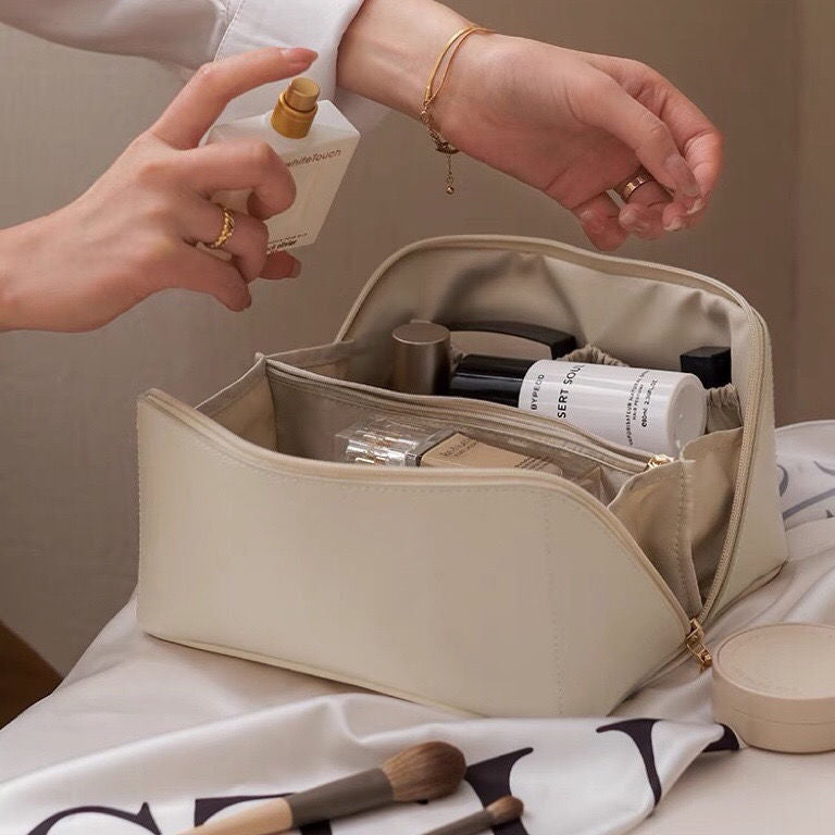 Women's Pillow High-grade Large Capacity Convenient Wash Cosmetic Bags