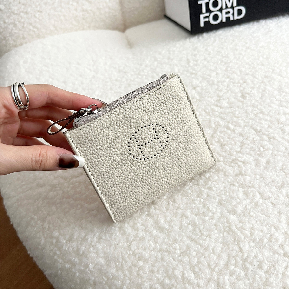 Female Short One Hollow Mini Cowhide Card Holder